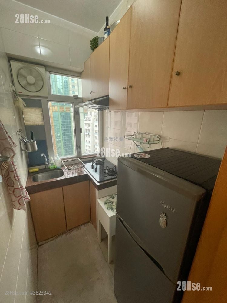 冠華大廈 租盤 2 房 , 1 浴室 328 平方呎