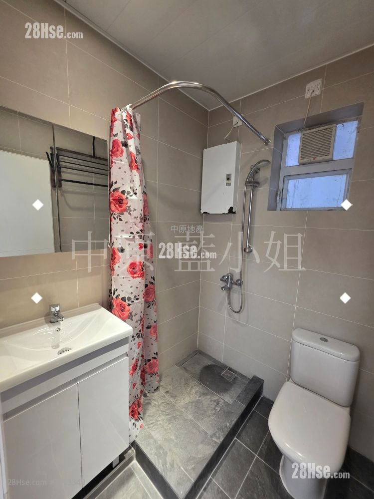 珊瑚閣 售盤 3 房 , 1 浴室 877 平方呎