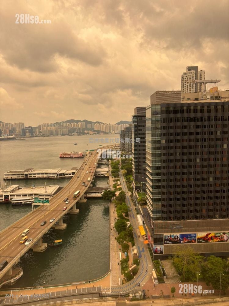 和富中心 租盤 874 平方呎