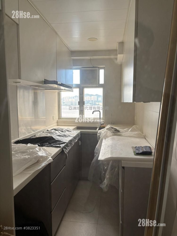 和富中心 租盤 874 平方呎