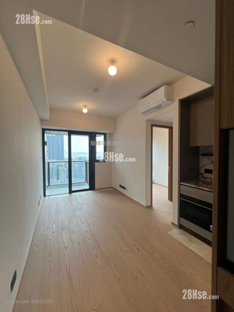 Topside Residence Rental 2 Bedrooms , 1 Bathroom 423 ft²