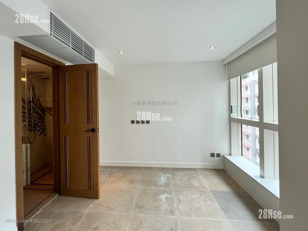 Eight South Lane(南里8号) 售盘 1 房 , 1 浴室 304 平方尺