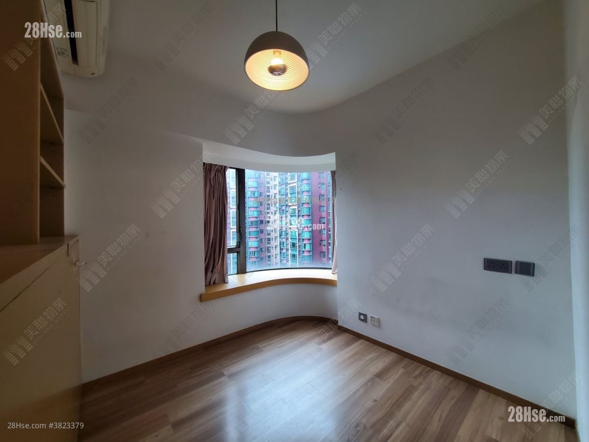 帝庭園 售盤 3 房 932 平方呎