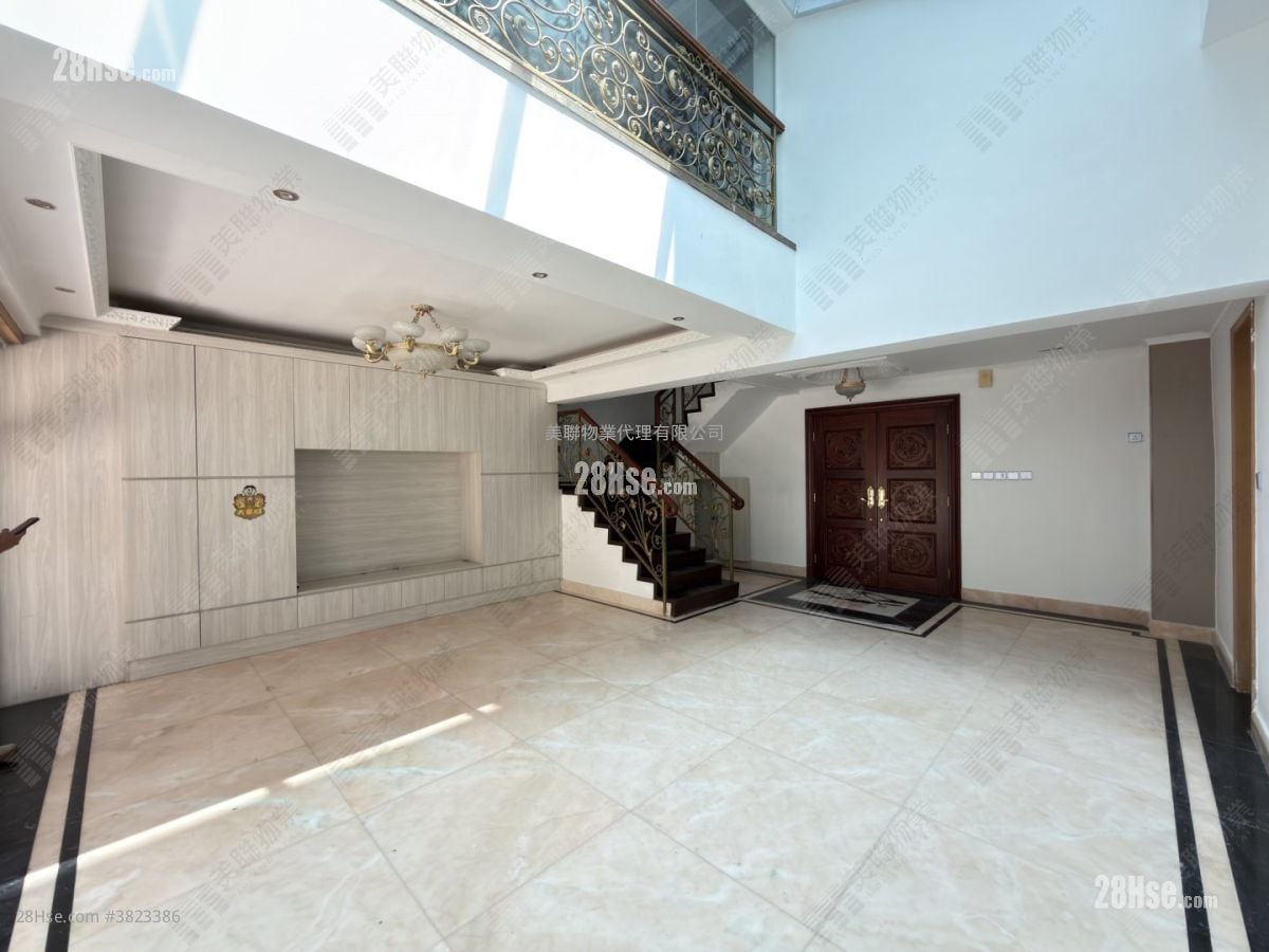 加州豪园 租盘 3 房 , 3 浴室 1,495 平方尺