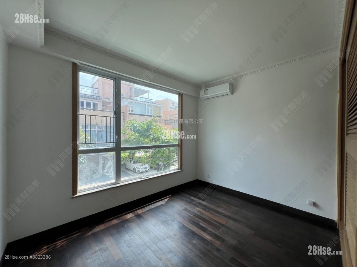 加州豪园 租盘 3 房 , 3 浴室 1,495 平方尺