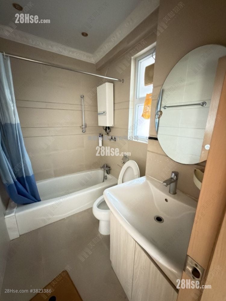 加州豪园 租盘 3 房 , 3 浴室 1,495 平方尺