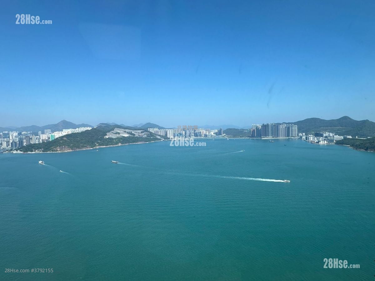 Island Resort Sell 4 Bedrooms , 3 Bathrooms 1,398 ft²