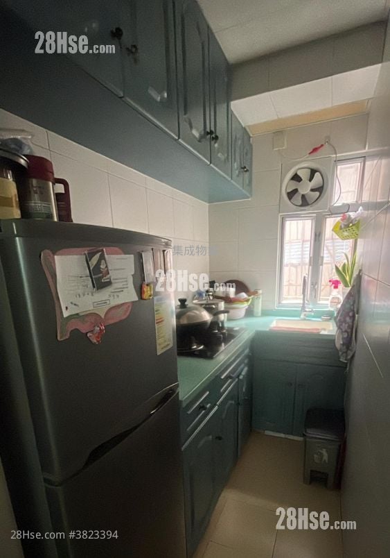 國基大廈 售盤 2 房 , 1 浴室 407 平方呎