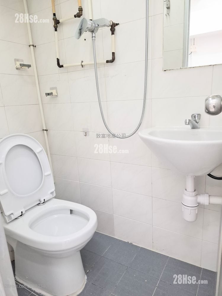 Tim Wah Building Rental Studio , 1 Bathroom 138 ft²