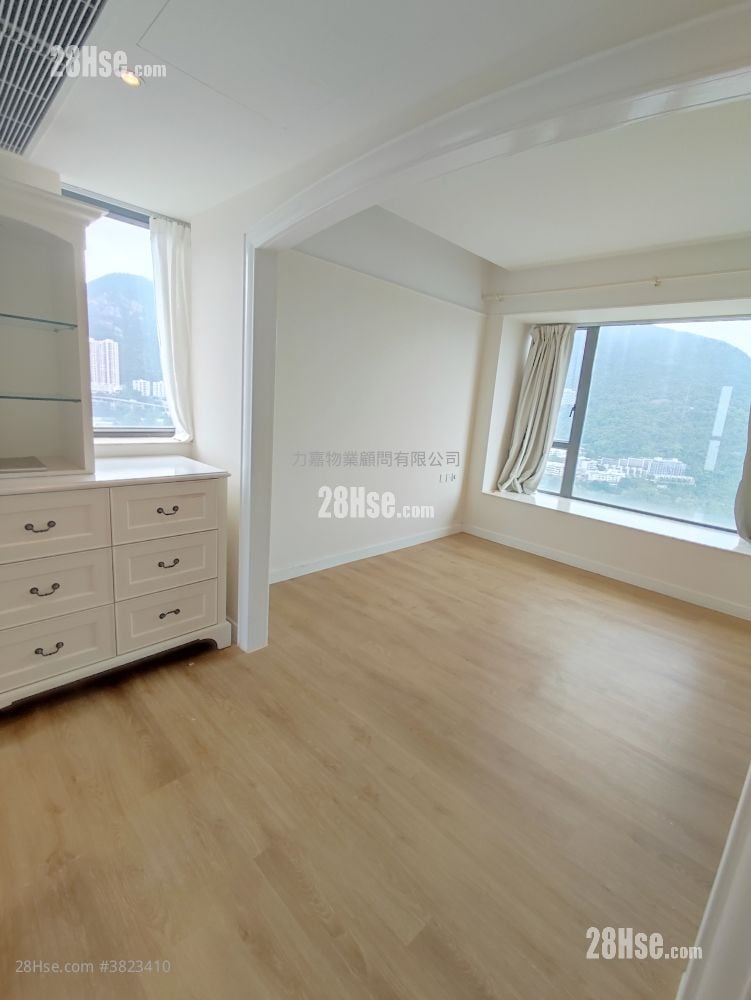 Broadwood Twelve Rental 3 Bedrooms , 2 Bathrooms 1,280 ft²