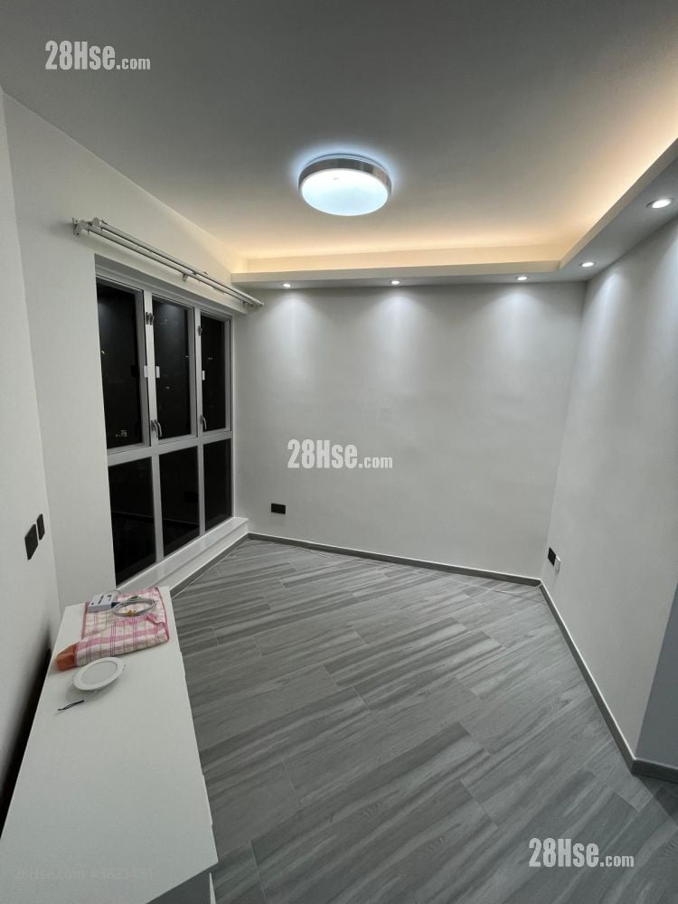 悦海华庭 售盘 2 房 , 1 浴室 422 平方尺