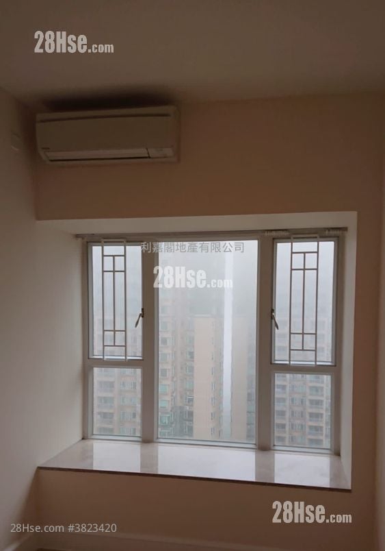 Metro Town Sell 3 Bedrooms 629 ft²