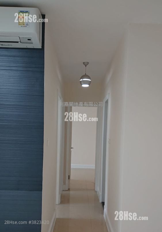 Metro Town Sell 3 Bedrooms 629 ft²