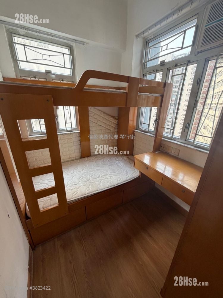 Ngan Fai  Building Rental 3 Bedrooms 361 ft²