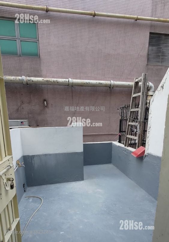 唐樓 租盤 3 房 , 1 浴室 985 平方呎