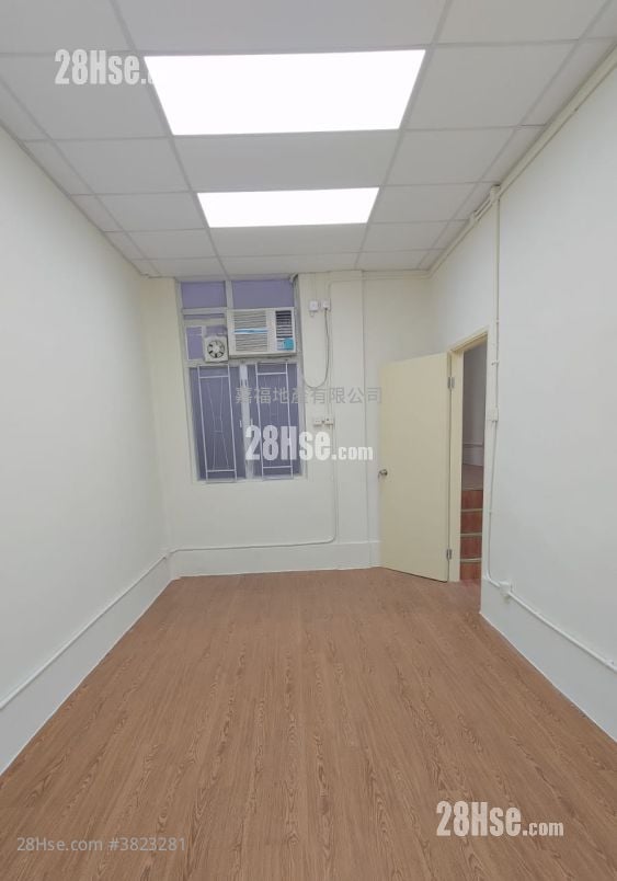 唐樓 租盤 3 房 , 1 浴室 985 平方呎