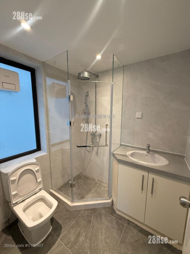 新豪大厦 售盘 3 房 , 2 浴室 1,230 平方尺