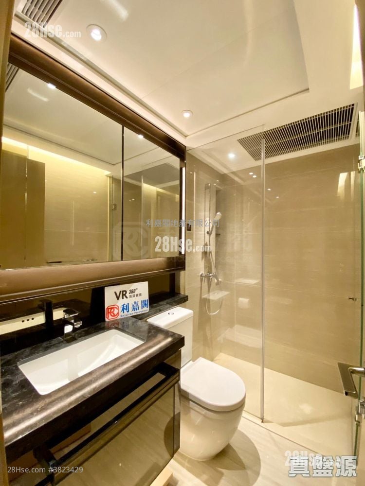 Cullinan West Rental 2 Bedrooms , 2 Bathrooms 535 ft²