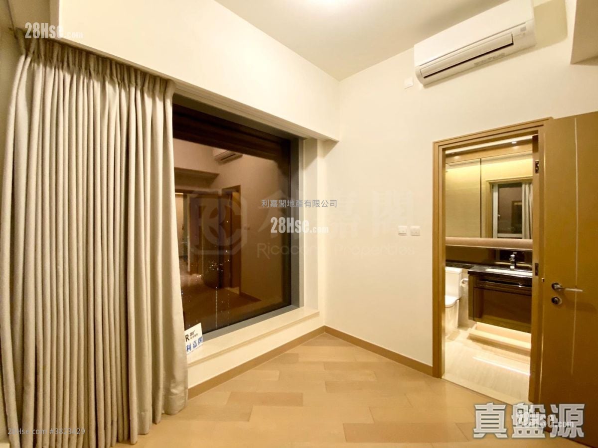 Cullinan West Rental 2 Bedrooms , 2 Bathrooms 535 ft²