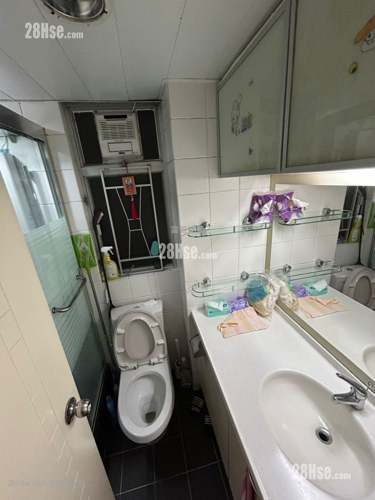 Whampoa Garden Rental 2 Bedrooms , 1 Bathroom 505 ft²