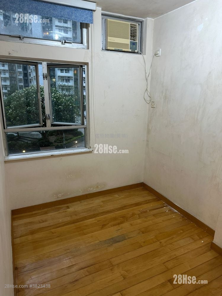 Whampoa Garden Rental 2 Bedrooms , 1 Bathroom 389 ft²