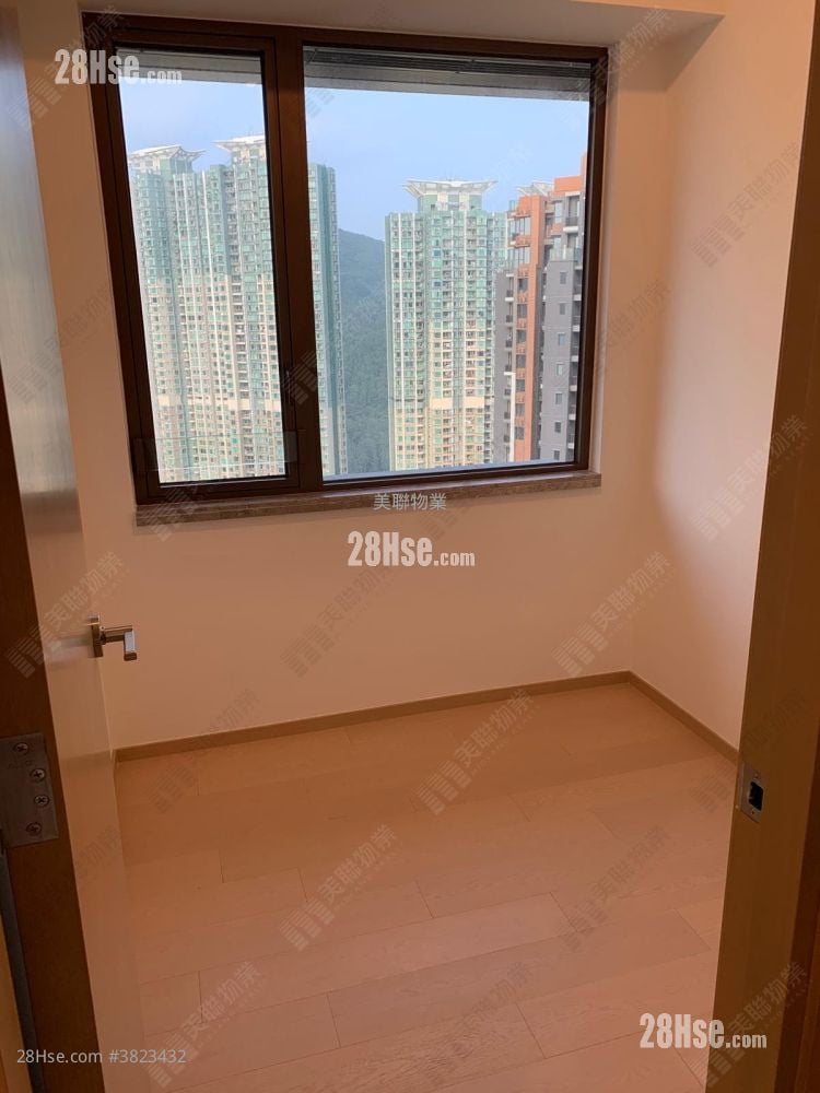 Lp6 Sell 2 Bedrooms 504 ft²