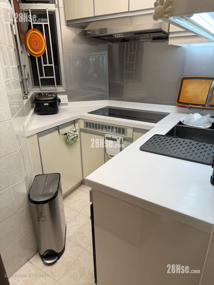 晓峰湾畔 售盘 2 房 482 平方尺