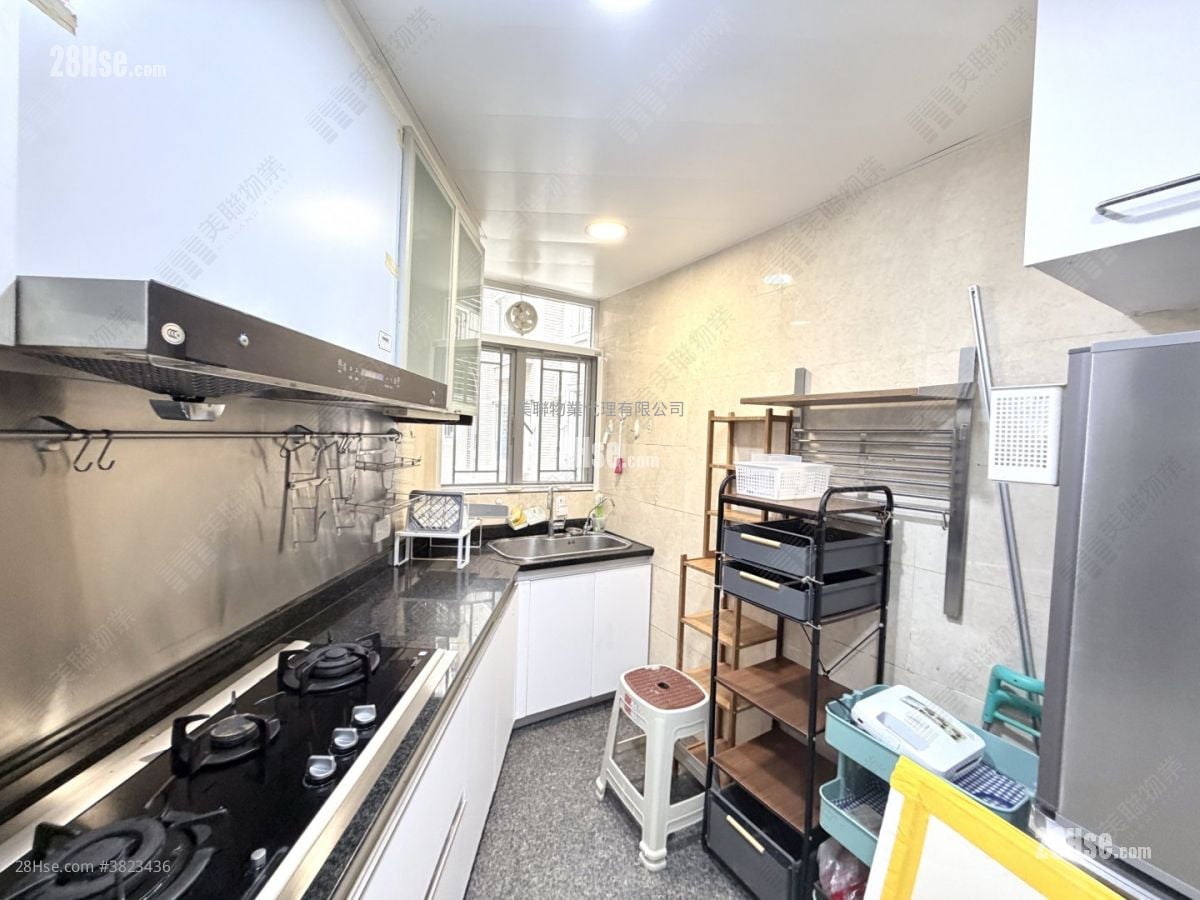 One Beacon Hill Sell 3 Bedrooms 1,047 ft²