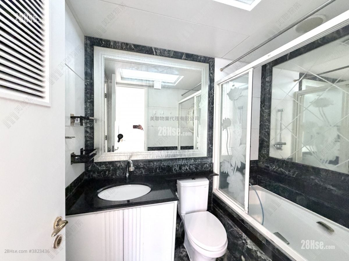 One Beacon Hill Sell 3 Bedrooms 1,047 ft²