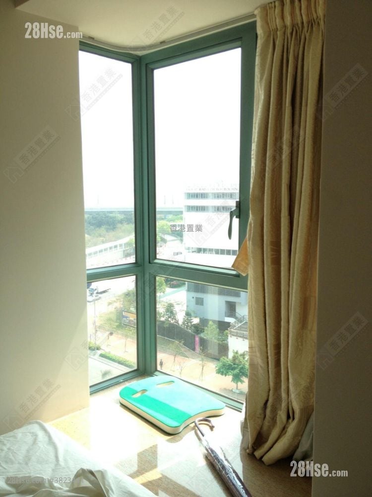 Aquamarine Sell 2 Bedrooms 502 ft²