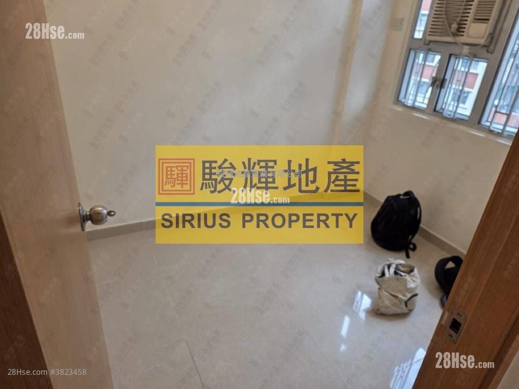 Luen Keung Building Rental 2 Bedrooms , 1 Bathroom