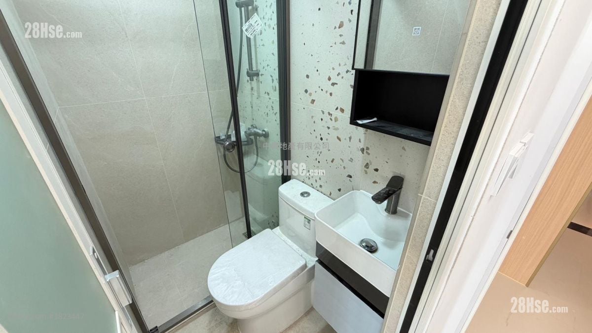 Tsimshatsui Mansion Rental Studio , 1 Bathroom 160 ft²