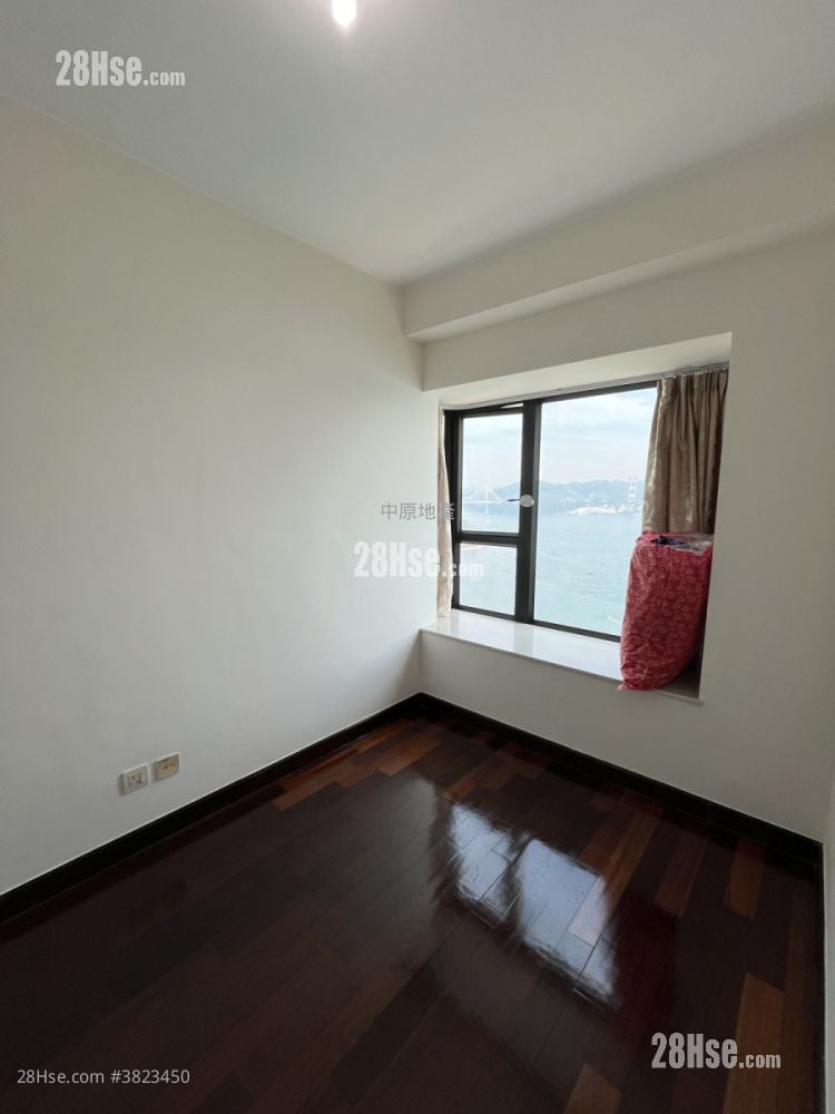 Anglers' Bay Sell 2 Bedrooms , 1 Bathroom 469 ft²