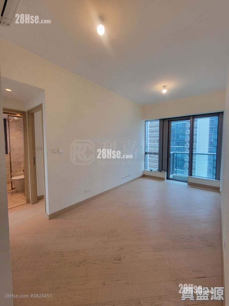 Grand Victoria Rental 2 Bedrooms , 1 Bathroom 532 ft²