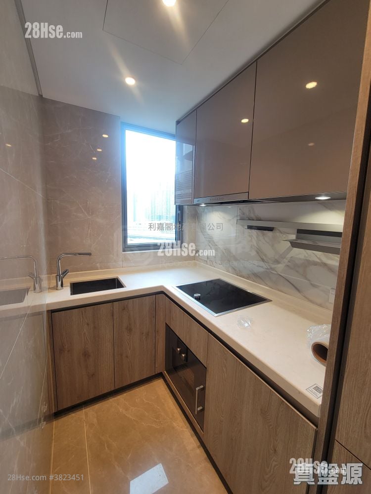 Grand Victoria Rental 2 Bedrooms , 1 Bathroom 532 ft²