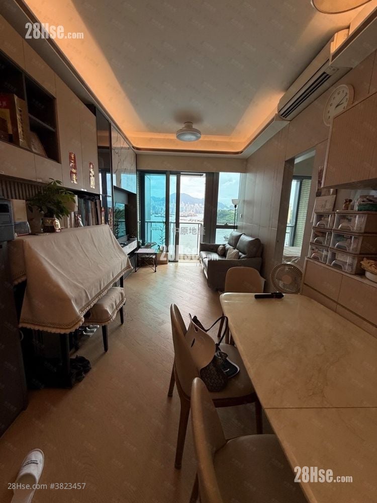 维港滙 售盘 3 房 797 平方尺