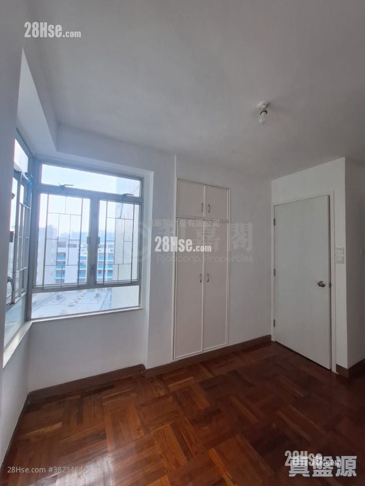 City Garden Sell 807 ft²