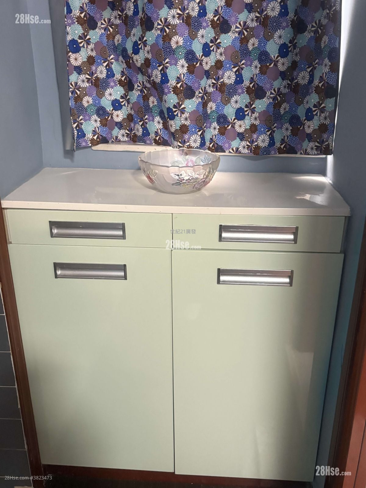 金華大廈 租盤 2 房 , 1 浴室