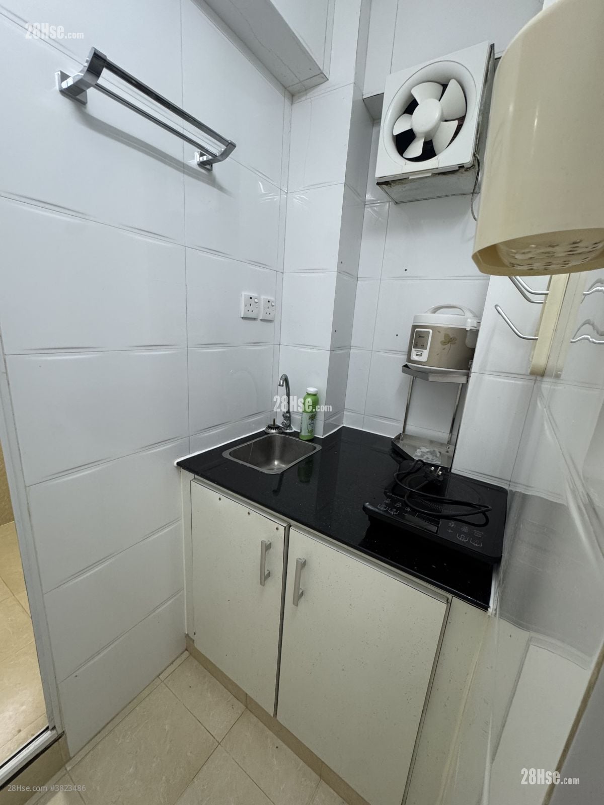 Kwan Fat Building Rental 1 Bedroom , 1 Bathroom 150 ft²