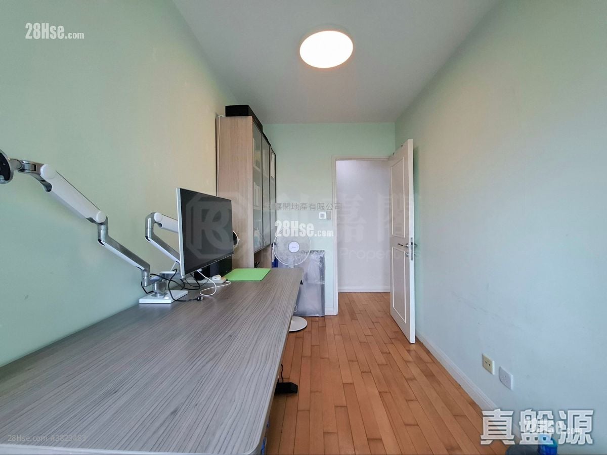 映湾园 售盘 3 房 , 2 浴室 736 平方尺