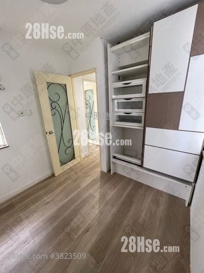 Luk Yeung Sun Chuen Rental 2 Bedrooms , 1 Bathroom 445 ft²