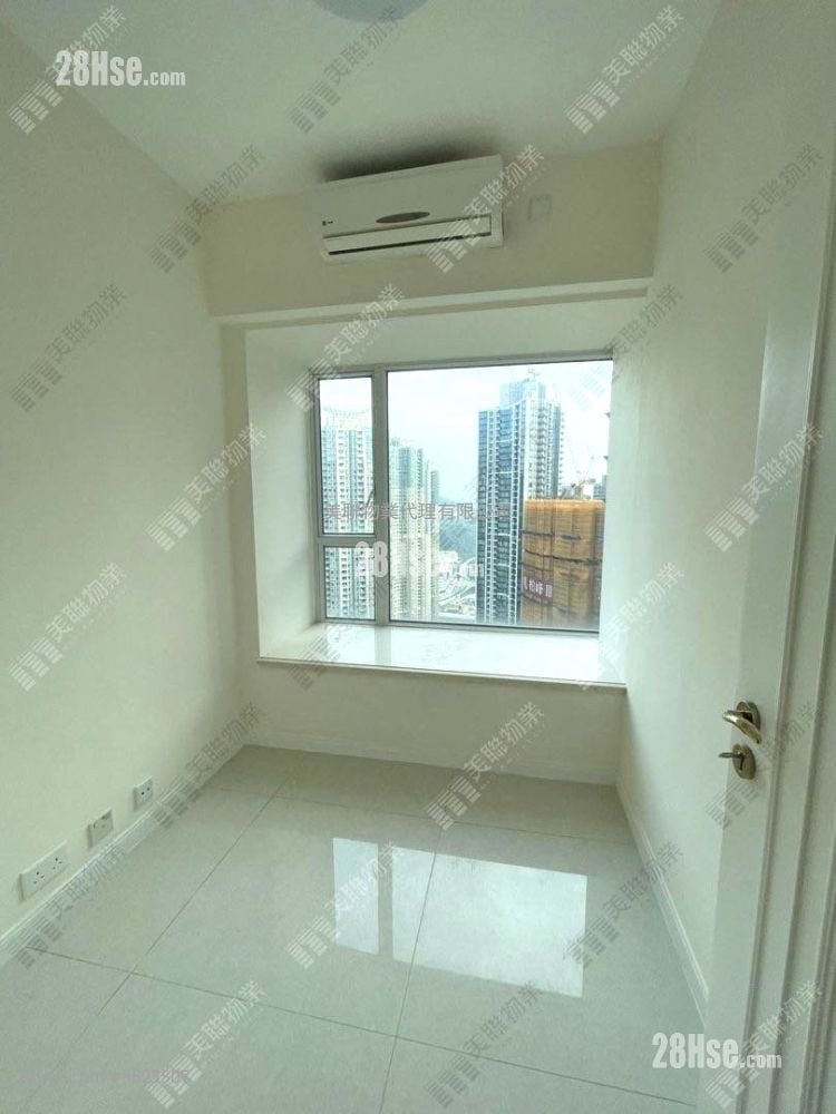 Hemera Sell 3 Bedrooms , 2 Bathrooms 743 ft²