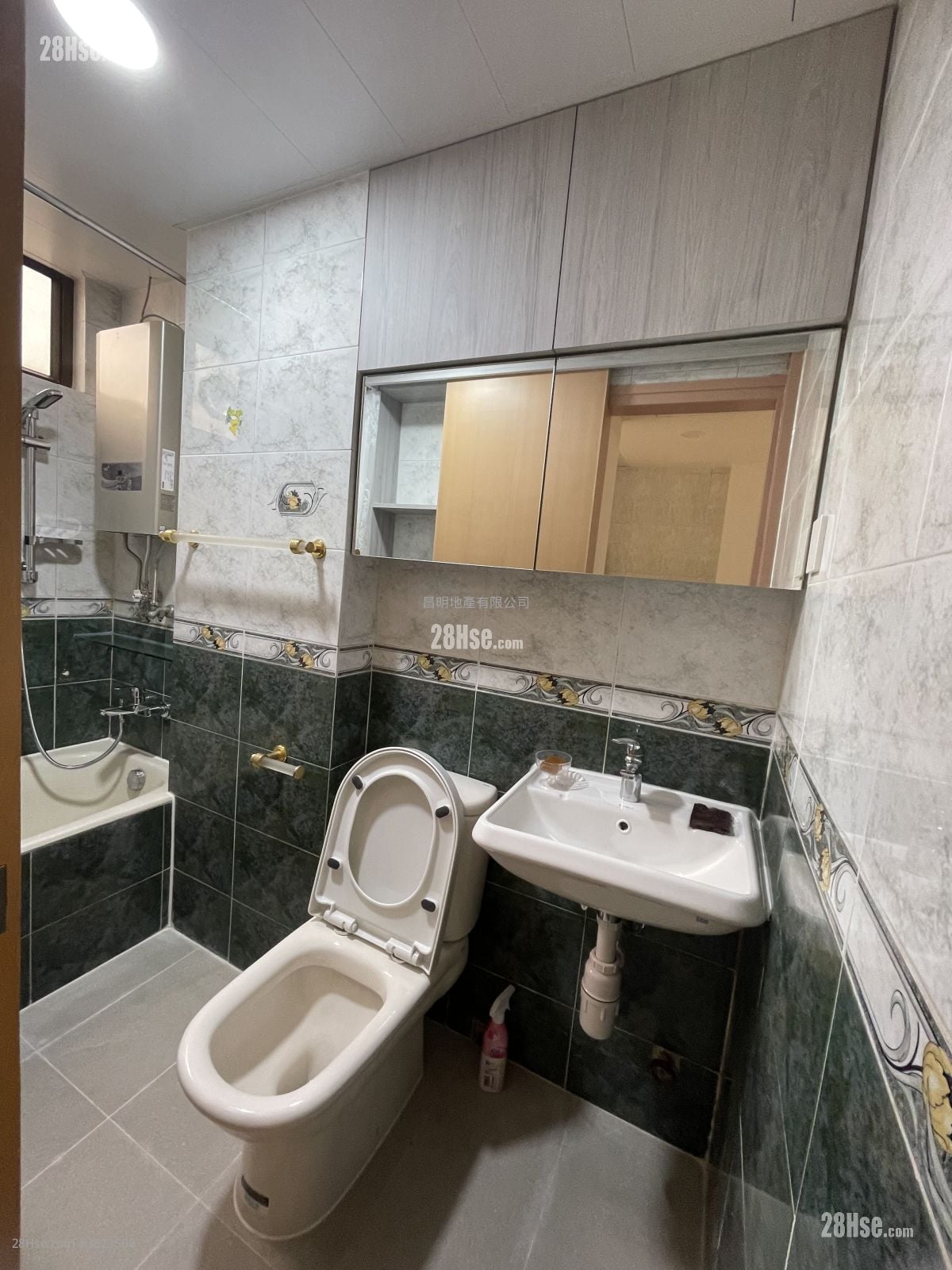 Kui Lee Building Rental 1 Bedroom , 1 Bathroom 307 ft²