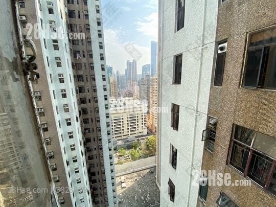 Luk Yeung Sun Chuen Rental 2 Bedrooms , 1 Bathroom 445 ft²