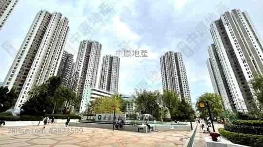 Luk Yeung Sun Chuen Rental 2 Bedrooms , 1 Bathroom 445 ft²