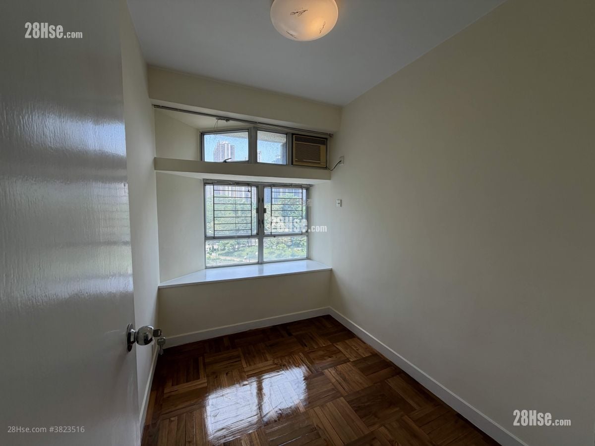 嘉湖山庄 租盘 3 房 , 2 浴室 633 平方尺