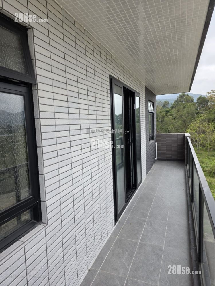 村屋 租盘 3 房 , 2 浴室 650 平方尺