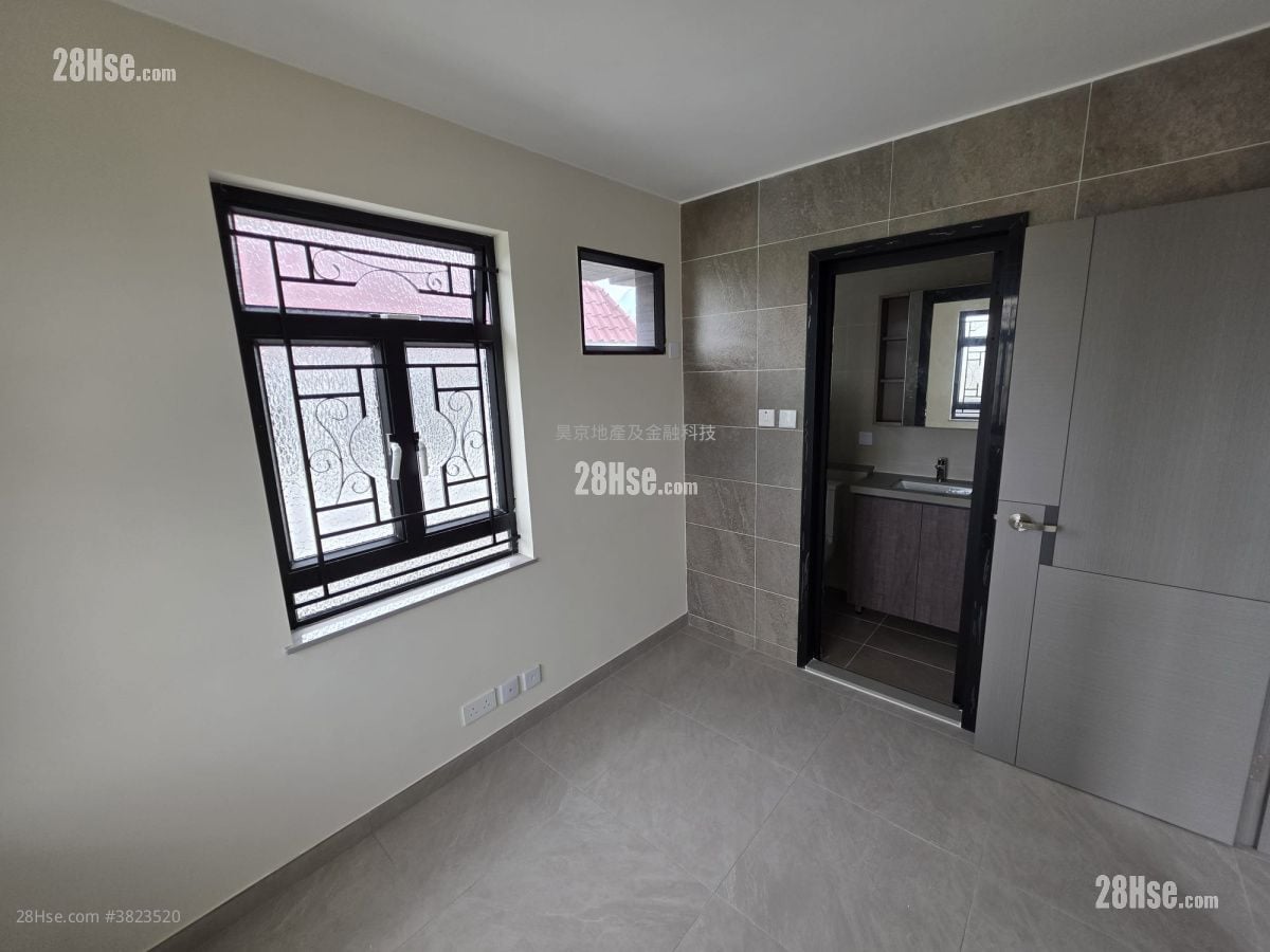 村屋 租盘 3 房 , 2 浴室 650 平方尺