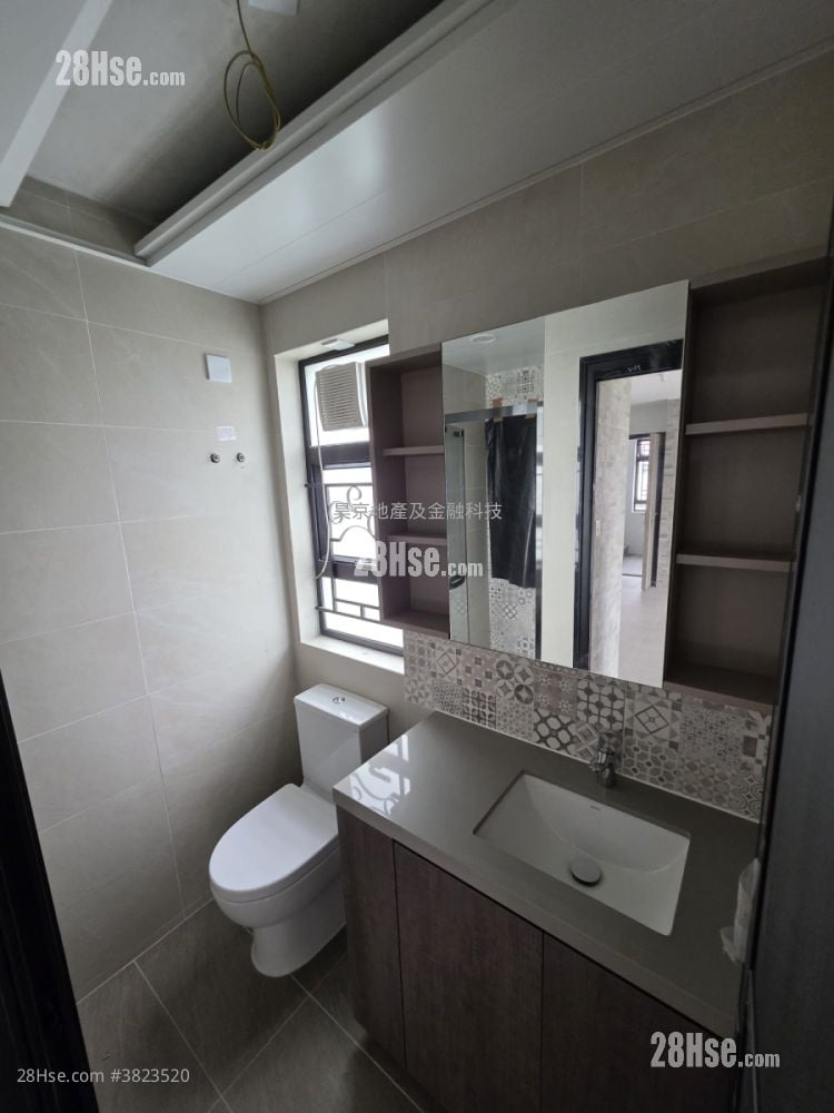 村屋 租盘 3 房 , 2 浴室 650 平方尺