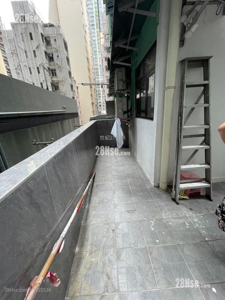 Ying King Mansion Sell 2 Bedrooms , 1 Bathroom 366 ft²